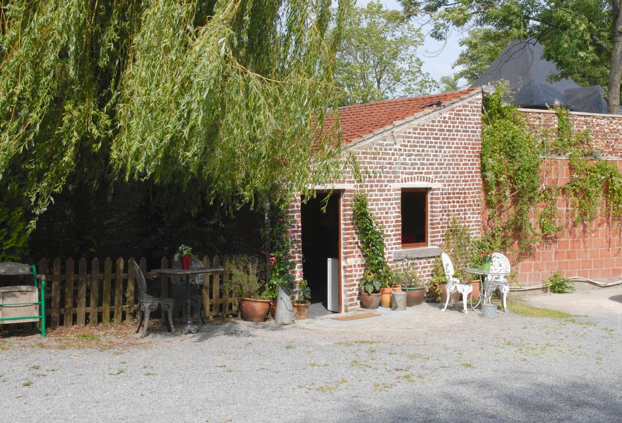 Hotel Restaurant La Ferme De Grambais Nivelles Esterno foto